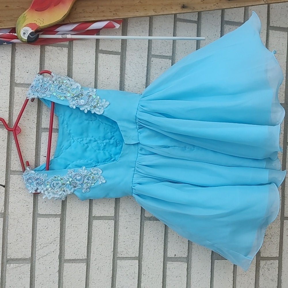Blue dress - Picture 13 of 14